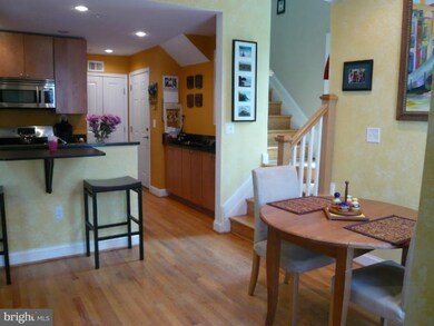 3423 Brown St NW unit 301, Washington, DC 20010 - photo 5