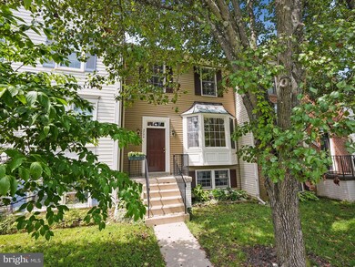 3754 Farmland Dr, Fairfax, VA 22033 - photo 3