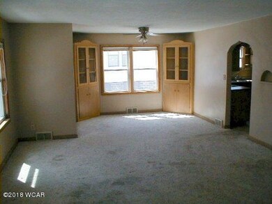 210 N 3rd St Kiester LR DR 1
