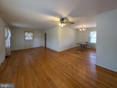 431 Azalea St, Culpeper, VA 22701 - photo 4