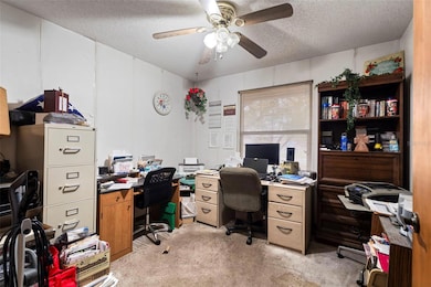 550 William Penn St, Orange Park, FL 32073 - photo 2