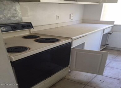 708 Oaks Field Rd, Jacksonville, FL 32211 - photo 2