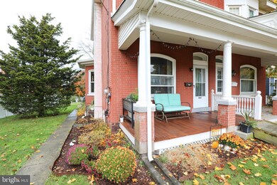 464 Penn St, Pennsburg, PA 18073 - photo 3