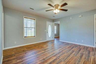 149 Hendon Memorial Rd, Shelbyville, TN 37160 - photo 6