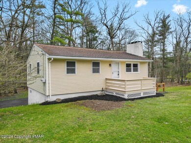 1426 Brislin Rd, Stroudsburg, PA 18360 - photo 2