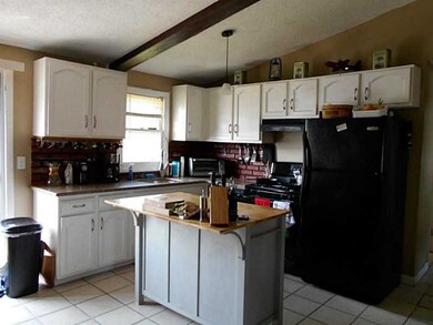 26 Gage St unit 2B, Providence, RI 02909 - photo 2