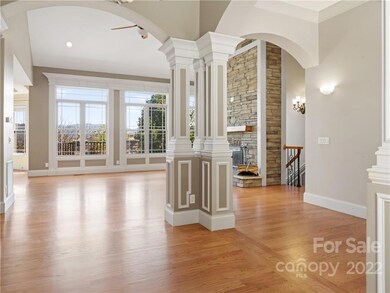 17 Magnolia Hill Ct, Asheville, NC 28806 - photo 2