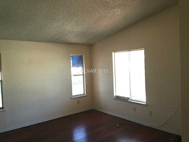 Living Room. Living room with high ceilings