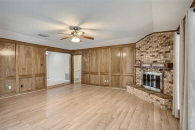 1020 Monterrey St, Bedford, TX 76022 - photo 6