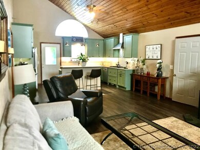 2404 E Eseco Rd, Cushing, OK 74023 - photo 6