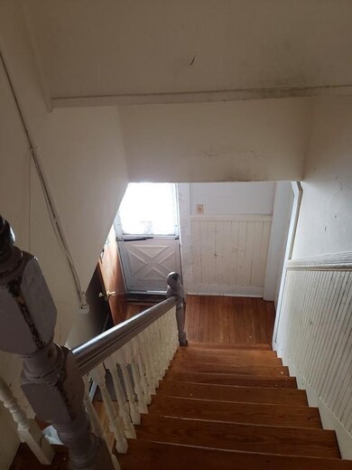 35 Mount Pleasant St, Milford, MA 01757 - photo 6