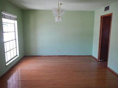 1419 Monte Negro Dr, El Paso, TX 79935 - photo 6