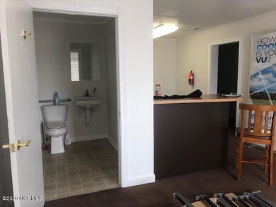 1129 Western Blvd, Jacksonville, NC 28546 - photo 5