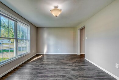 2904 Pinewood Dr, Fort Wayne, IN 46809 - photo 3