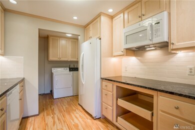 8614 238th St SW unit 103, Edmonds, WA 98026 - photo 6