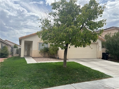 1901 Desert Sage Ave, North Las Vegas, NV 89031 - photo 2