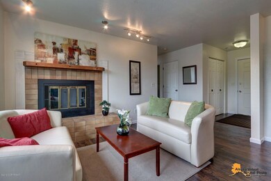 condo lining room 1