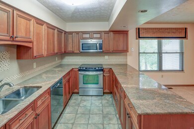 818 Westwood Dr, Maryville, IL 62062 - photo 7