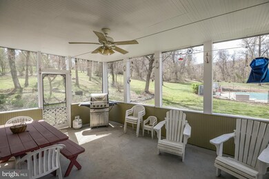 35084 Sunny Ridge Rd, Round Hill, VA 20141 - photo 3