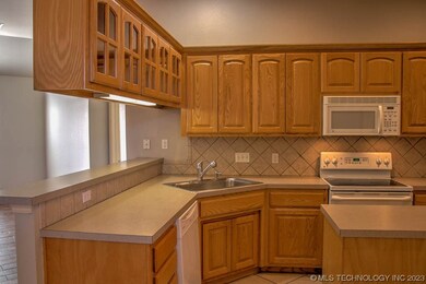 unlisted-address, Glenpool, OK 74033 - photo 4