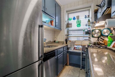 41-12 41st St unit 3 H, Sunnyside, NY 11104 - photo 6