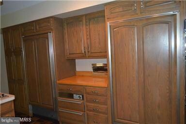 12704 Steeple Chase Way, Potomac, MD 20854 - photo 2