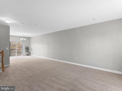 5040 Kimi Gray Ct SE, Washington, DC 20019 - photo 6