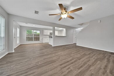 4102 Cleburne Dr, Pearland, TX 77584 - photo 6