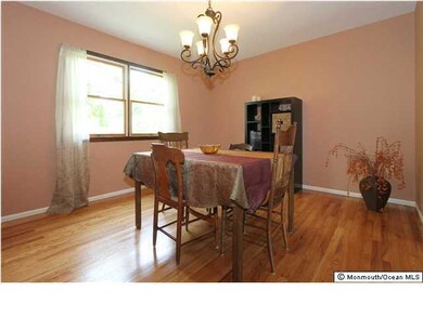 8 Doris Ln, Middletown, NJ 07748 - photo 5