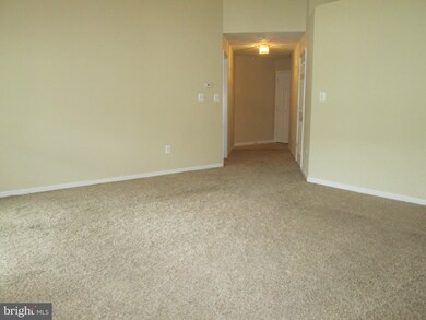 2511 Shelley Cir unit 3B, Frederick, MD 21702 - photo 5