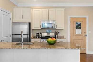 20 Englewood Ave unit 204, Brookline, MA 02445 - photo 3