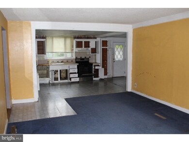 137 Dahlia Ave, Williamstown, NJ 08094 - photo 7