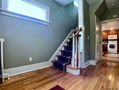 28 5th St, Schenectady, NY 12302 - photo 4