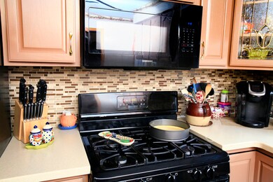 702 Orchard Ct, Algonquin, IL 60102 - photo 5