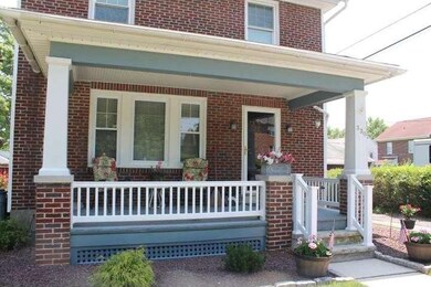 330 E Elm St, Reading, PA 19607 - photo 2