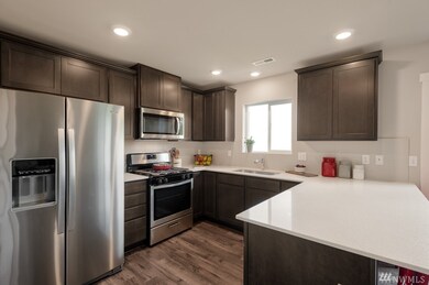 18740 108th Ave E unit 675, Puyallup, WA 98374 - photo 6