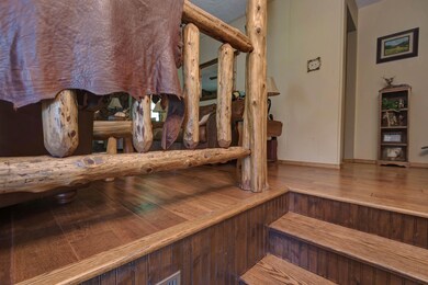 4 entry stairs from front