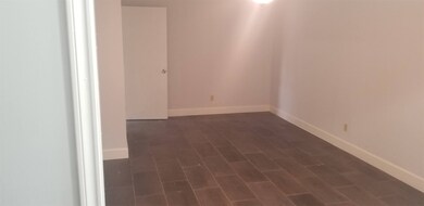 8810 Arbor Wood Dr, Houston, TX 77040 - photo 6