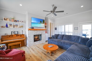 557 E Park St, Canton, MS 39046 - photo 3