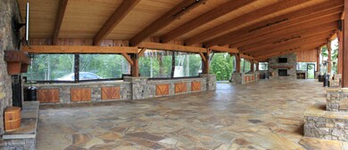 JHPat'sPavilionStorage.Floor.FP