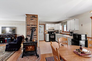 13 Friar Tuck Way, Wolfeboro, NH 03894 - photo 6