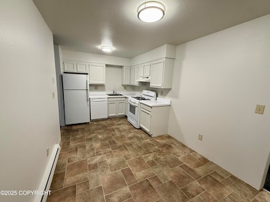 518 E 22nd Ave unit 7, Anchorage, AK 99503 - photo 2