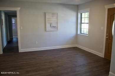 4754 Beverly Cir, Jacksonville, FL 32210 - photo 6