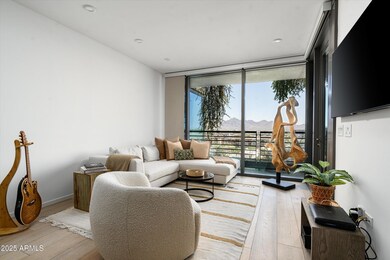 Optima Kierland Condominiums unit 814, Scottsdale, AZ 85254 - photo 4