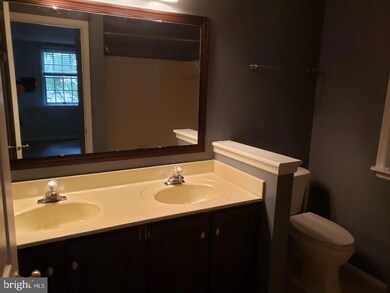 12205 Eagles Nest Ct unit D, Germantown, MD 20874 - photo 7