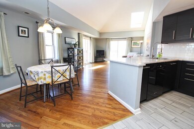 723 S Charles St unit 304, Baltimore, MD 21230 - photo 2