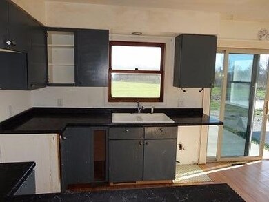 5578 Warnke Rd, Michigan City, IN 46360 - photo 4