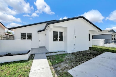 12368 SW 197th Terrace, Miami, FL 33177 - photo 4