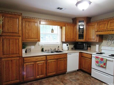 7002 Deerwood Dr, Paragould, AR 72450 - photo 6