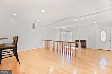 11572 Summer Oak Dr, Germantown, MD 20874 - photo 3